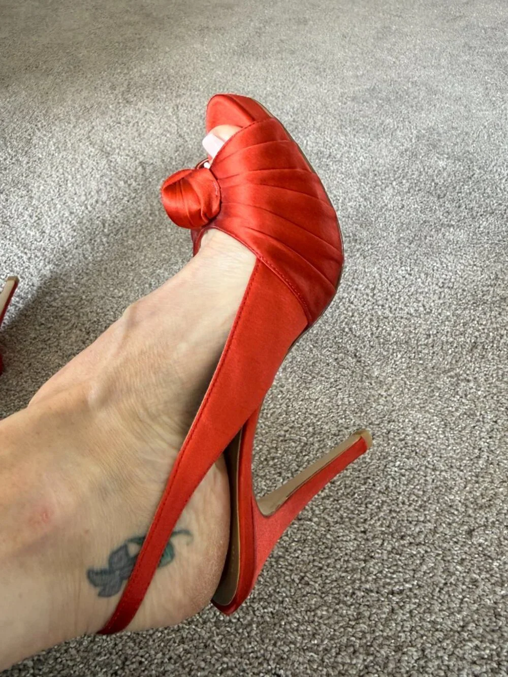 Nine West Orange Satin Peep Toe Slingback Heels Size 6.5